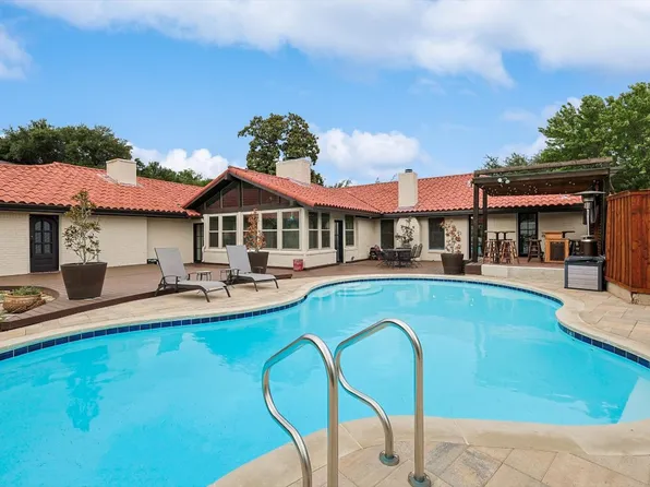 929 Doral Dr, Fort Worth, TX 76112
