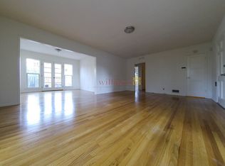 1401 S Beverly Glen Blvd, Los Angeles, CA 90024