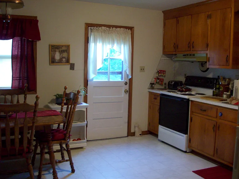 7297 Jackson Ave #F — Photo 4