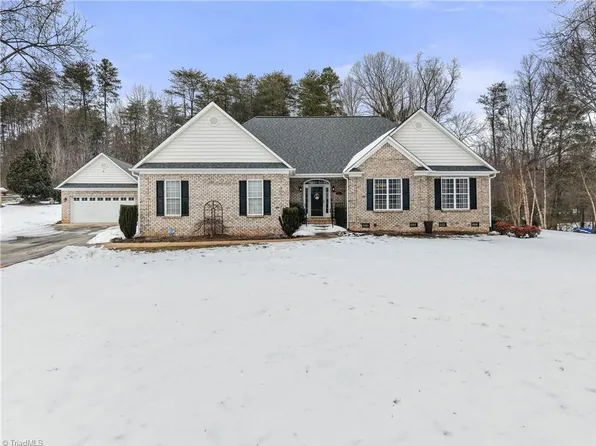 775 Serena Dr, Rural Hall, NC 27045