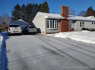 28 Pioneer Ave, Caribou, ME 04736