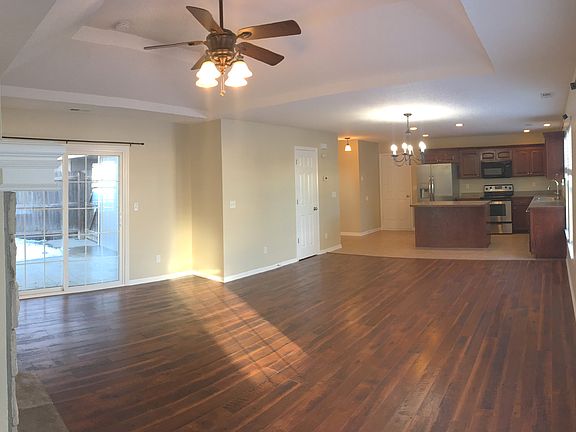 3rd image of 2320 Willow Point Cir