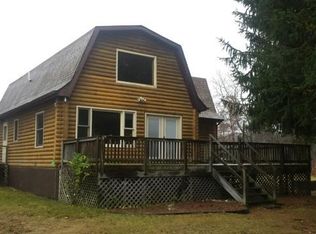 1142 N Eleven Mile Rd, Sanford, MI 48657