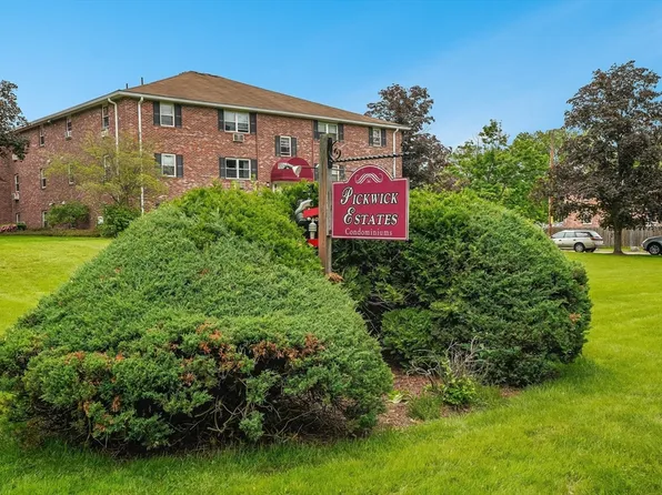11 Cross St APT 3, North Chelmsford, MA 01863
