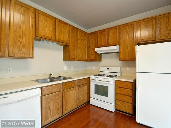 3rd image of 6510 Osprey Point Ln
