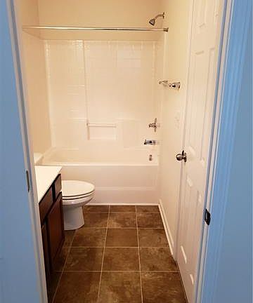 5th image of 4622 Craigmoss Ln