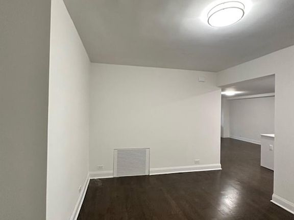 4th image of 20 5th Ave APT 1A