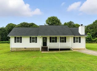 22 Jennifer Ln, Rydal, GA 30171