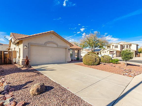 3rd image of 15656 N 165TH Drive