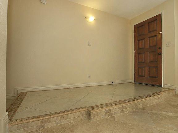 4th image of 4120 E BERYL Avenue