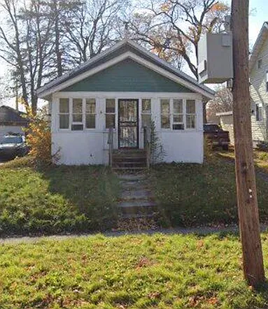 252 Post Ave — Photo 1