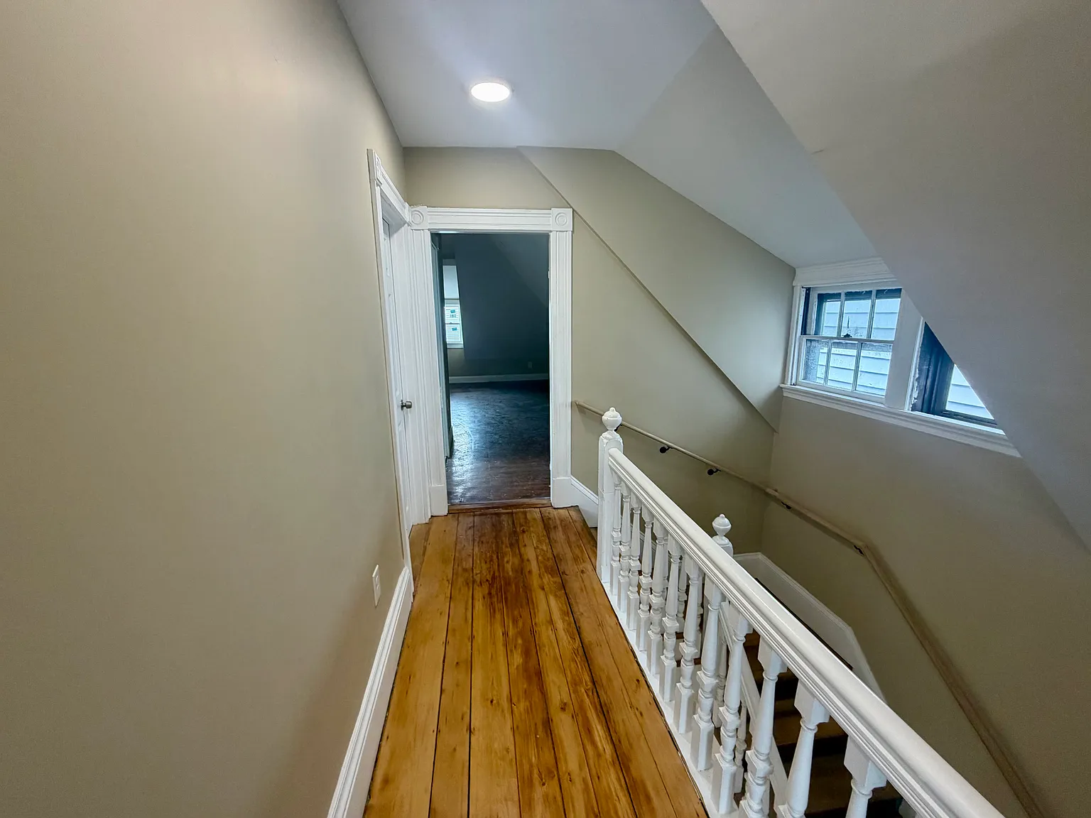7 bed, 1700 sqft, $6,500 — Photo 4