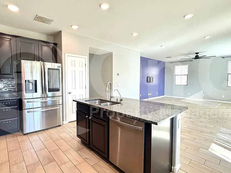 3231 S Santa Rita Way — Photo 8