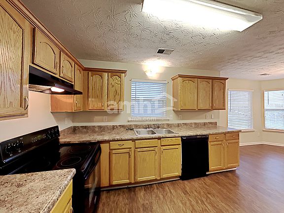 3rd image of 3408 Allie Dr
