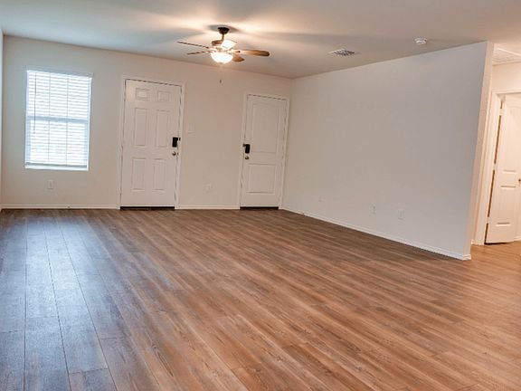 4th image of 5324 Vinebrook Way