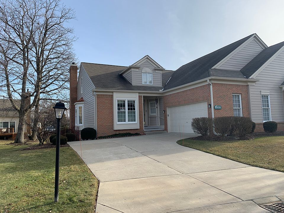 1st image of 39558 Muirfield Ln #300