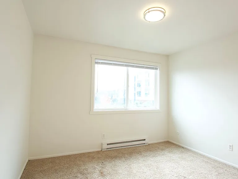 6512 Martin Luther King Way S — Photo 19