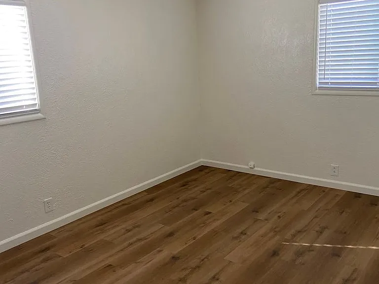 115 Terrace Dr — Photo 14