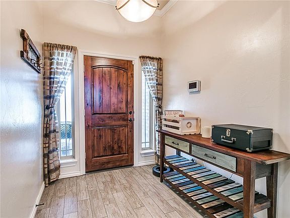 5th image of 4708 Rosewood Ct