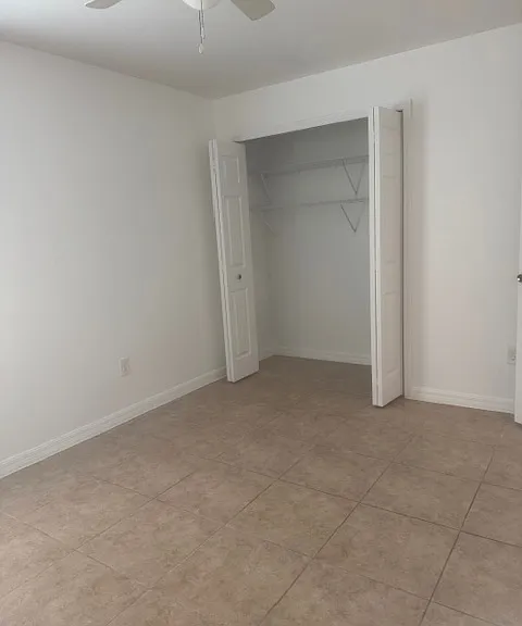 1910 SW 15th Pl — Photo 11