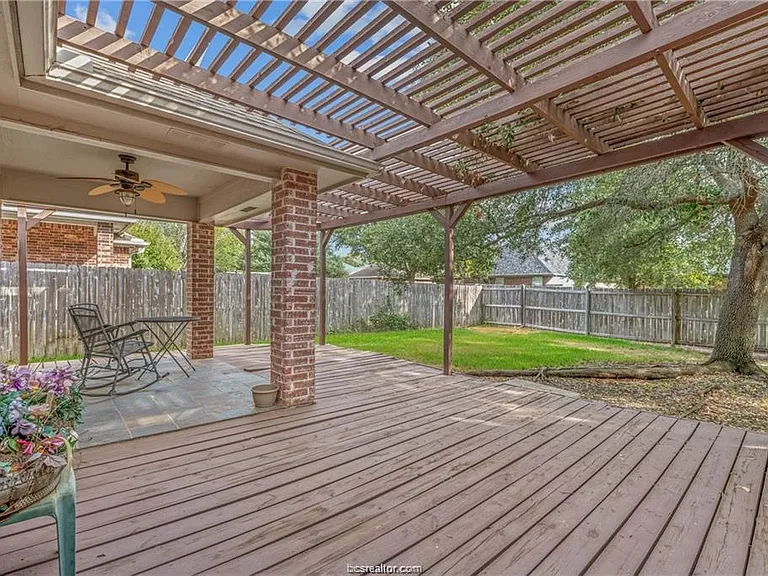 3755 Essen Loop — Photo 21