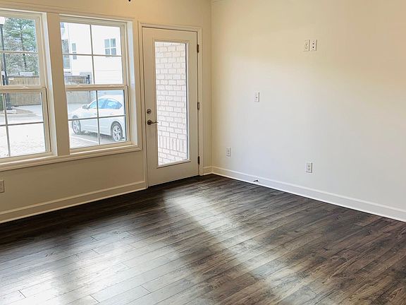 this unit gets great sun light