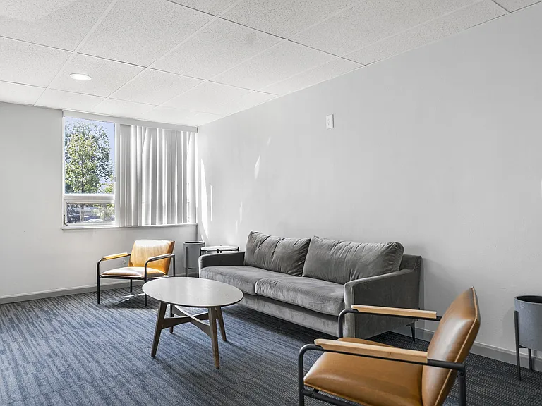 Campus Edge Apts — Photo 10