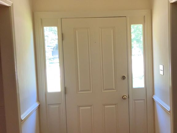 3rd image of 3948 Ray Dr #3948