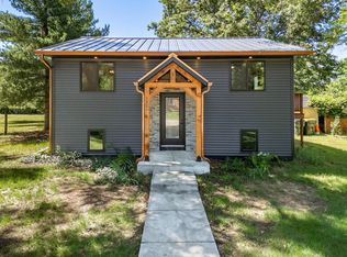531 W Exchange St, Lone Rock, WI 53556