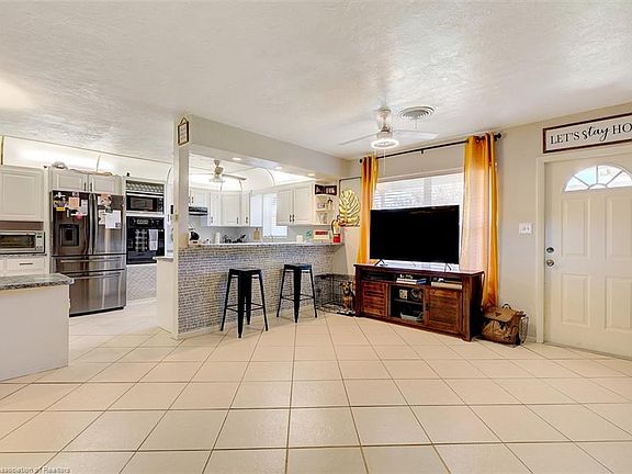 5th image of 3045 W Lake Chilton Dr