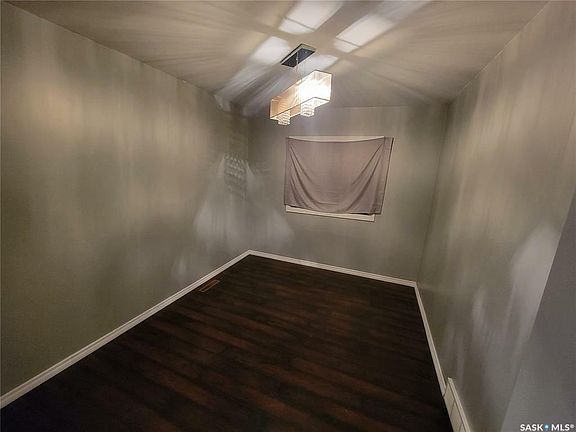 4th image of 4707 Telegraph St