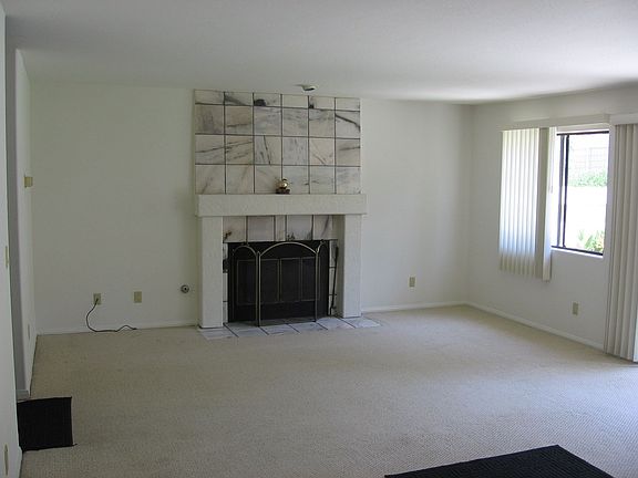 den/family room