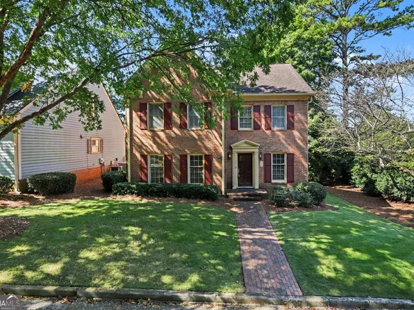 1825 Bedfordshire Dr, Decatur, GA 30033