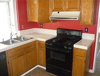 3rd image of 2560 Jeffery Cir
