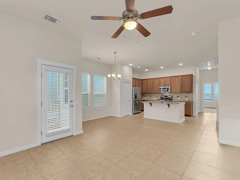 3900 Threadgill St #21 — Photo 6