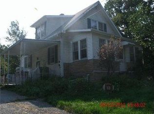 921 Wheatland Rd, West Middlesex, PA 16159