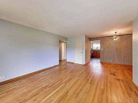 2nd image of 9479 Bay Colony Dr APT 2S