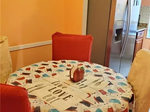 3105 Avenue V image 5 of 13