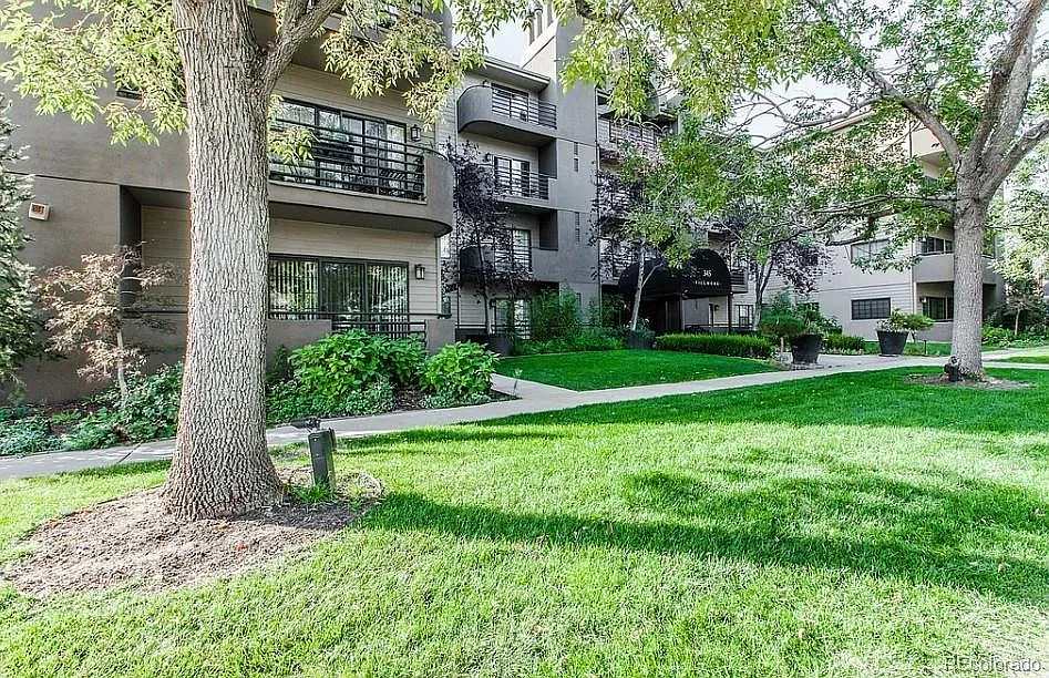 2 bed, 2.0 bath, 996 sqft, $2,700 — Photo 2