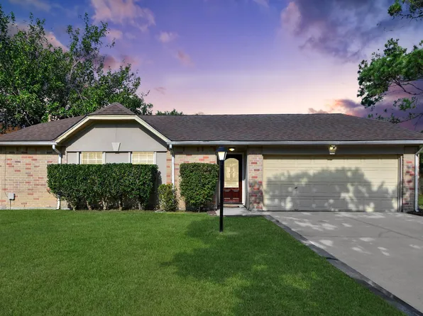 8407 Rivercross Rd, Houston, TX 77064