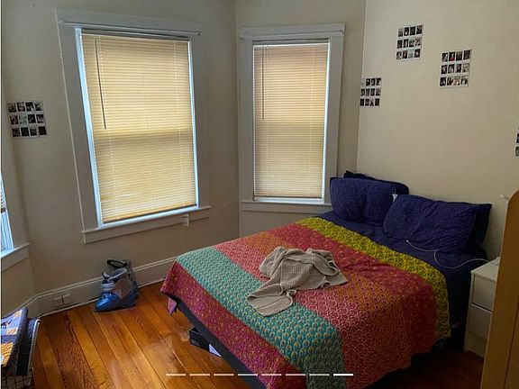 4th image of 132-133 Oxford St #2A
