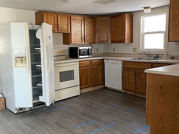 Kitchen new flooring 