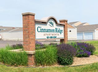 Cinnamon Ridge Apartments, Saint Paul, MN 55122