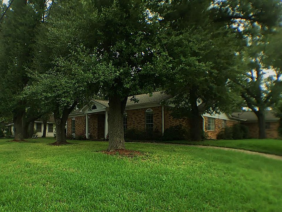 1st image of 1002 E Main St