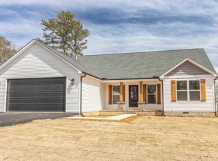 335 Oakgrove Rd N, Selmer, TN 38375