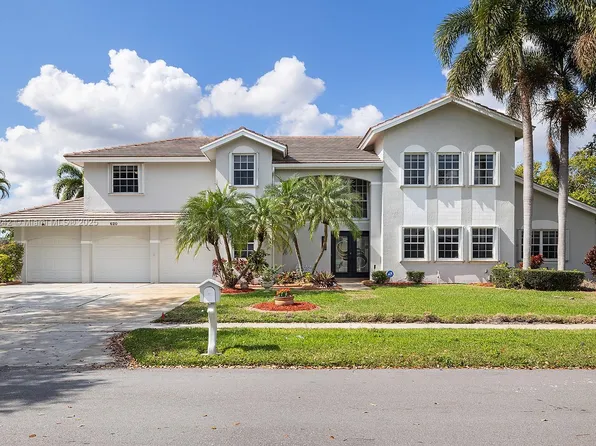 620 NW 204th Ave, Hollywood, FL 33029