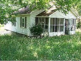 2nd image of 923 H N Ayers Rd
