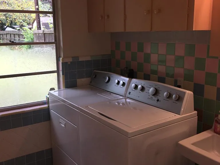 Laundry Room/Half Bath