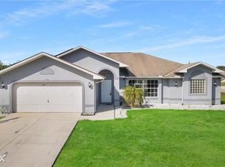 6143 Hendley Ct, Fort Myers, FL 33905