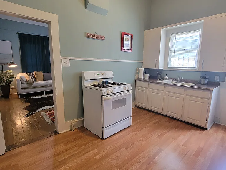 834 W Euclid Ave #B — Photo 10